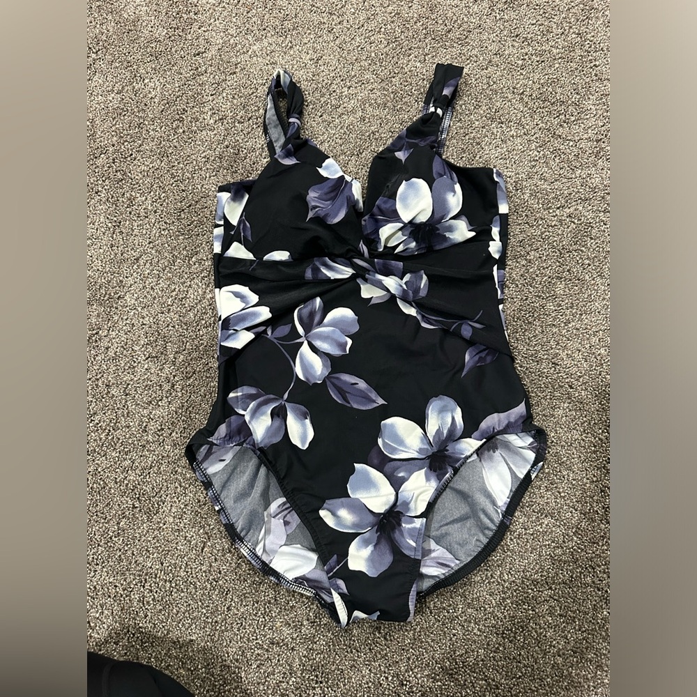 Women’s miracle suit